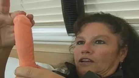 Aunt Judy's - Beautiful auntie fun with toys