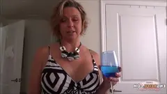 La troia di Brianna Beach viene sborrata sul viso
