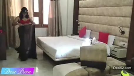 Muslim Arab stepmom expose big ass