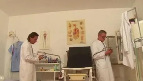 Hard fucking doctor in tight stockings
