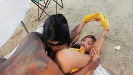 Victoria Cakes and Clara Trinity pleasuring each other outdoors