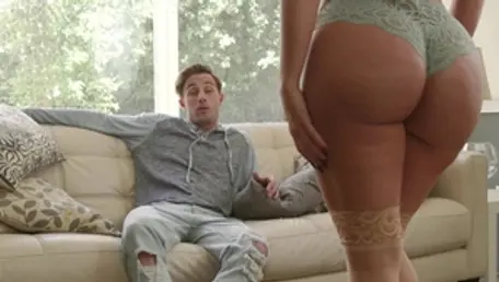 FamilyXXX - Hot stepmom Richelle Ryan feels like sex scene