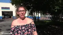 Arando forte junto com uma madura muito feia