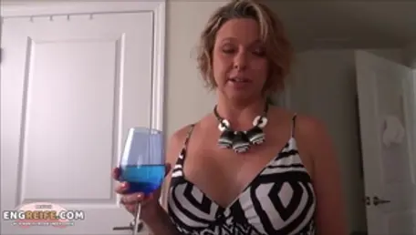 Slut Brianna Beach cumshot