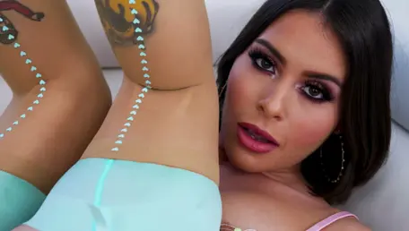 Nicole Aria: A Huge Cock To Gape Me!
