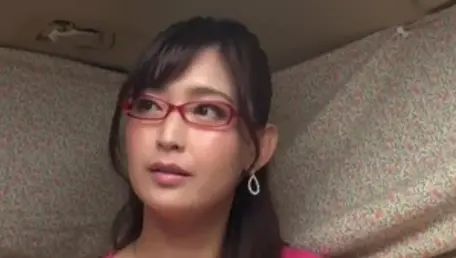 Japanese mature has a soft spot for raw sex HD