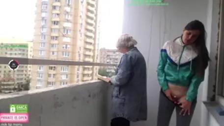 Very sexy stepmom masturbating HD