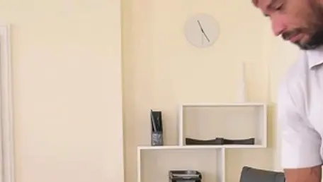 Babe Emma Butt in stockings rough moaning