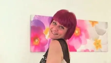 Busty blonde hair fingering HD