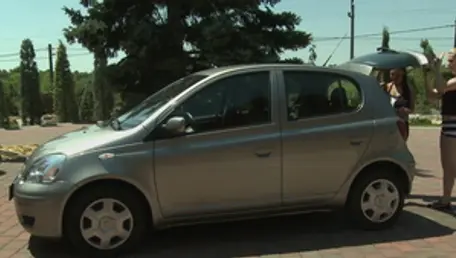 European bisexual kissing each other in HD