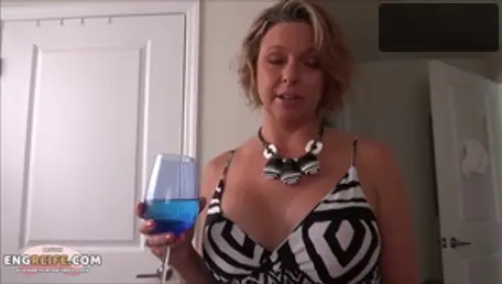 Slut Brianna Beach cumshot