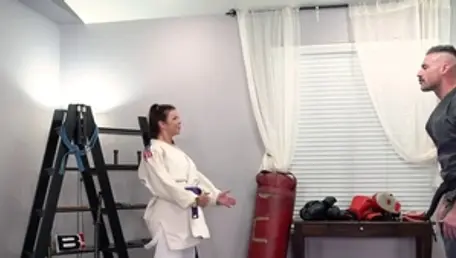 Blowjob in company with super sexy brunette