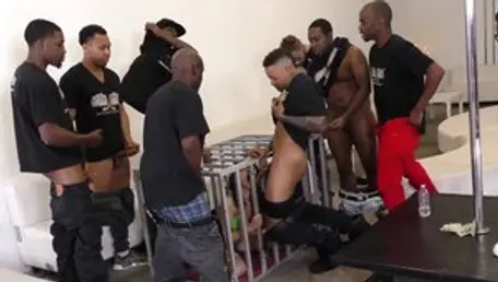 Club Blow Bang: Girl hardcore bukkake