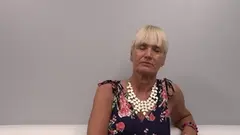 Oma Belle Claire wünscht sich hart zu knallen in High Definition