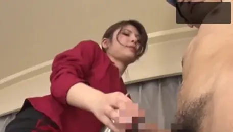 Very kinky japanese stepmom loves foot licking in HD