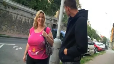 Chubby czech amateur digs sex in HD