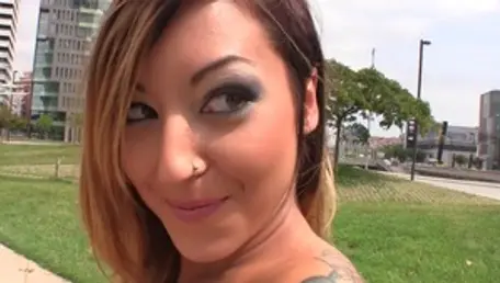 Mature finds irresistible cumshot