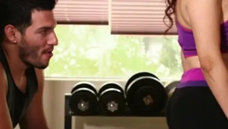 Babe Claudia Fox threesome