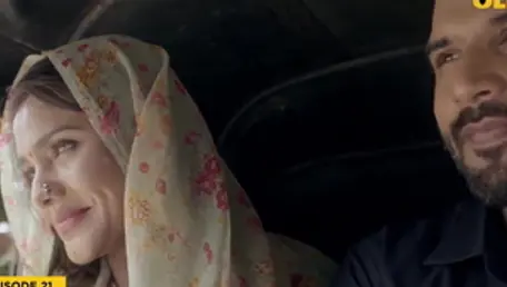 Hindi lesbian teen in sexy lingerie pussy licking in HD