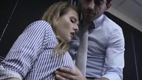 Amateur Ashley Lane feels like hard pounding HD