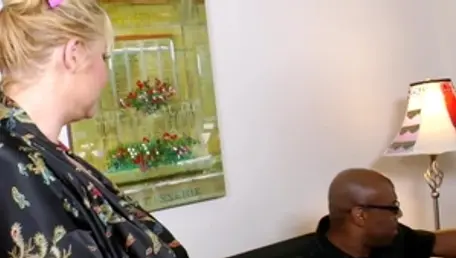 Mature Samantha Anderson cum in mouth XXX video HD