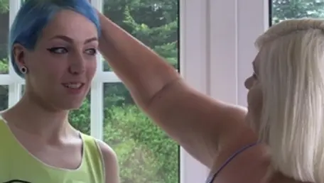 Ed Powers - Rimming amongst chubby british granny Lacey Starr