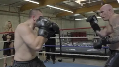 TOUGHLOVEX Vater Karl kämpft für seinen Preis, Bridgeette B