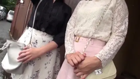 Beautiful japanese amateur sucking cock