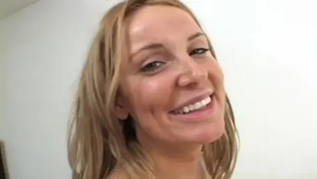 Busty MILF hardcore pussy licking