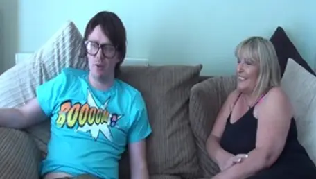 Hard slamming accompanied by housewife