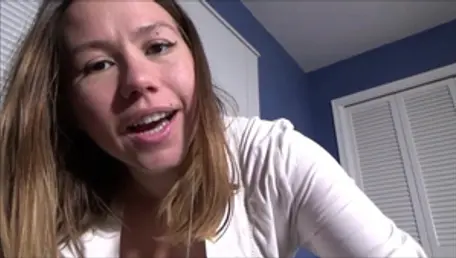Cumshot thick latina Miss Brat