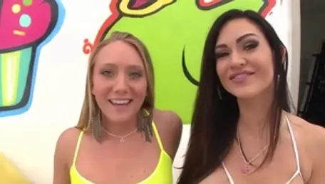 Mature raw ass fucking in public