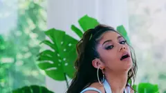 Xxlayna Marie: Wet, Six-Dick Blowbang!