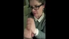 Мачеха чувствует, что готова получить уход за лицом в высоком разрешении.