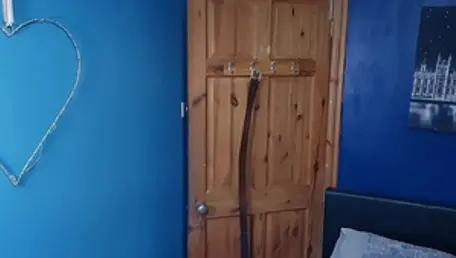 Amateur digs sucking cock