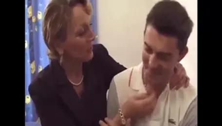 Anal sex accompanied by horny french MILF