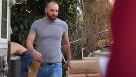 Muscled MILF rough double penetration