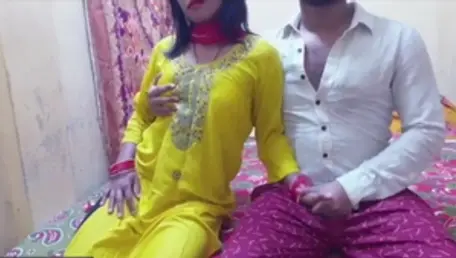 Handjob accompanied by naked hot desi girlfriend