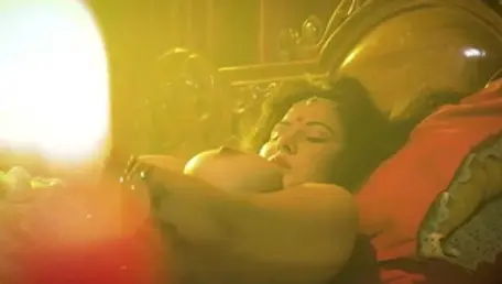 Nackte indische Hausfrau genießt es wirklich, hart gefickt zu werden - HD-Video