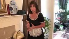 Older Woman Fun: Небрежный трах пожилой американской мачехи в нейлоне