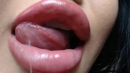 Ashley Barbie cum in mouth