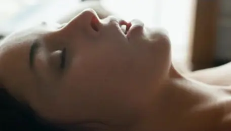Stepmom Natalie Krill rushes hard nailining in HD
