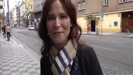 American MILF gets a buzz out of sloppy fucking