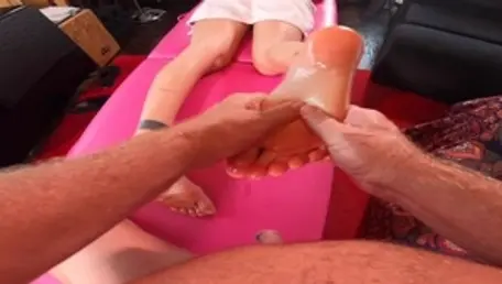 Petite amateur oily cumshot massage HD