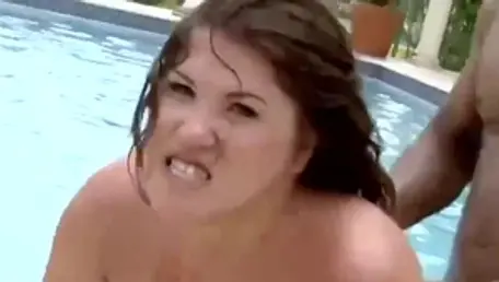 Gorgeous ebony brunette raw interracial banging in HD