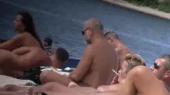 Französischer Handjob am Strand