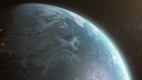 Lesbians tribbing in public in HD