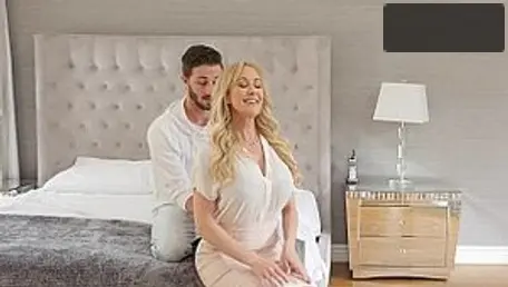 Cum 4K - American Brandi Love massage