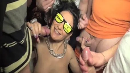 Young french raw pussy fuck