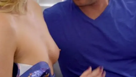 MomsTeachSex: Petite MILF Aaliyah Love raw orgasm